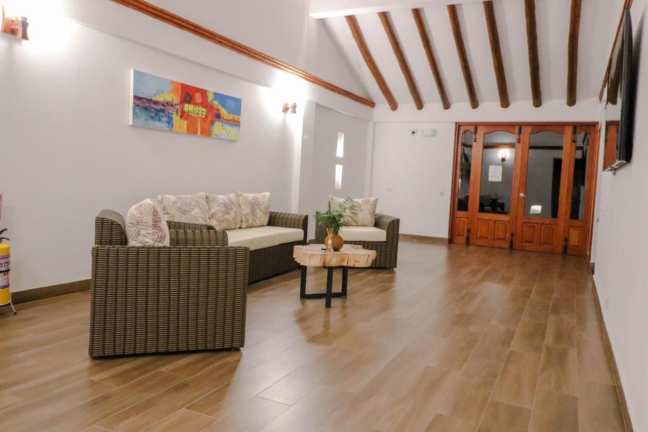 Hotel Las Palmas Виля Де Лейва Екстериор снимка